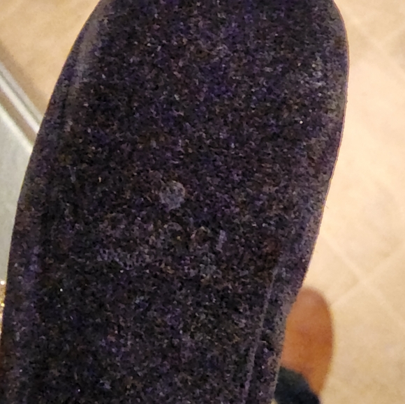 Gucci Moccasin Keychain - Picture 4 of 6